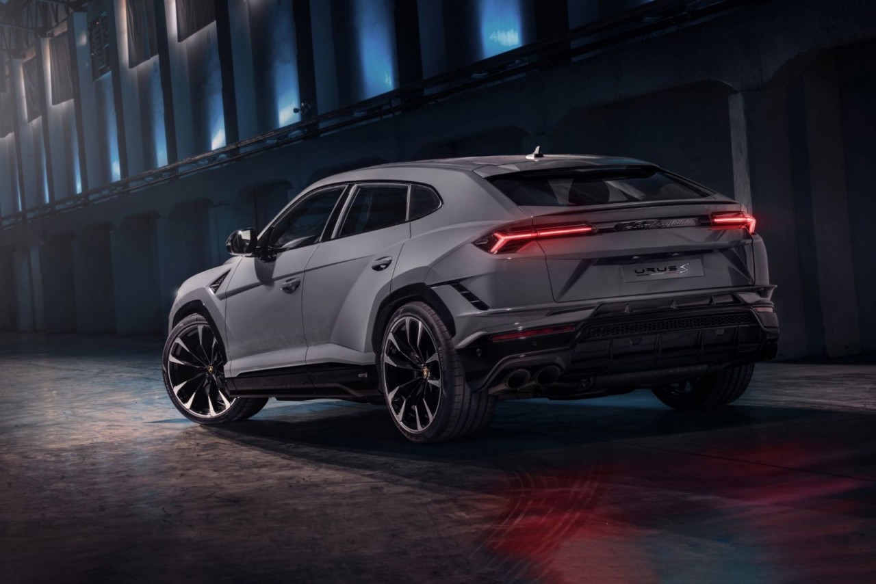 Lamborghini Urus S nhận đặt hàng tại Việt Nam với giá 14,3 tỷ đồng Lamborghini Urus S nhận đặt hàng tại Việt Nam với giá 14,3 tỷ đồng