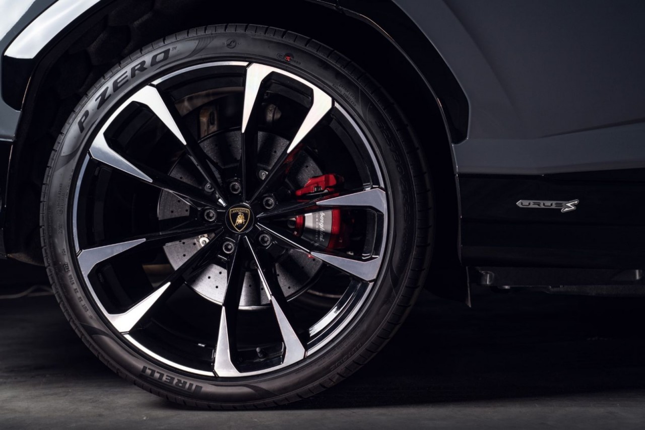 Lamborghini Urus S nhận đặt hàng tại Việt Nam với giá 14,3 tỷ đồng Lamborghini Urus S nhận đặt hàng tại Việt Nam với giá 14,3 tỷ đồng