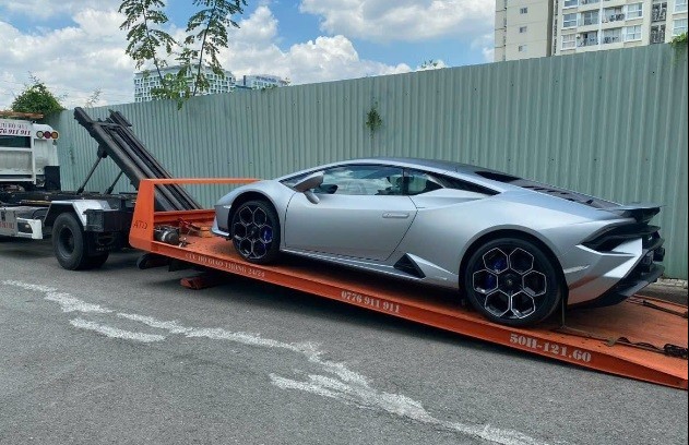 Siêu xe Lamborghini Huracan Tecnica giá từ 19 tỷ tiếp tục đặt chân đến Việt Nam