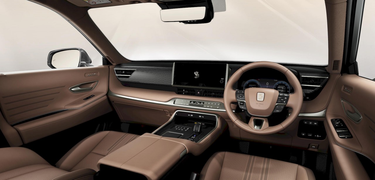 Cận cảnh xe 'dành cho chủ tịch' Toyota Century SUV vừa được ra mắt