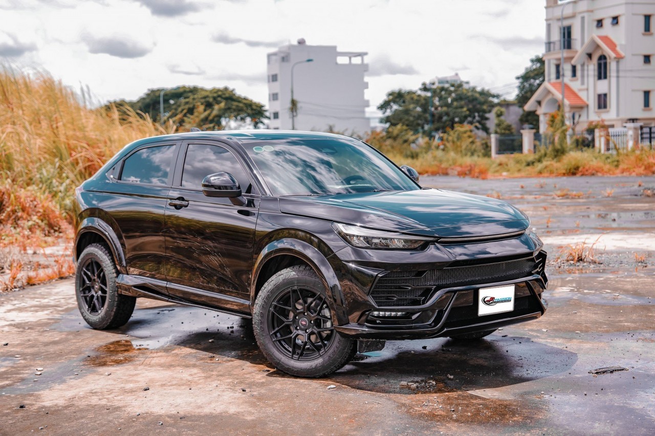 Thợ Việt 'hồ biến' Honda HR-V thành Lamborghini Urus Thợ Việt 'hồ biến' Honda HR-V thành Lamborghini Urus
