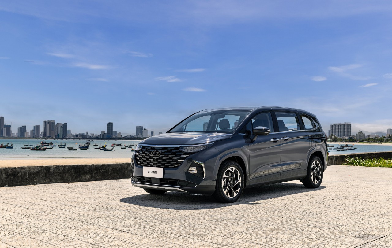Hyundai Custin có giá từ 850 triệu đồng tại Việt Nam Hyundai Custin có giá từ 850 triệu đồng tại Việt Nam