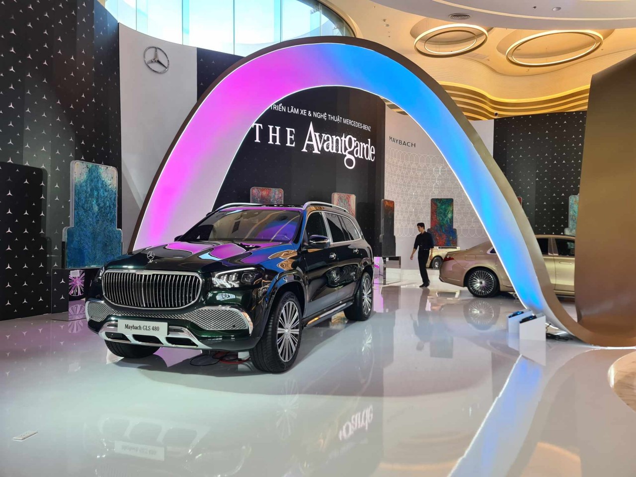 Mercedes-Benz mang 40 xe đến 'khoe hàng' tại triển lãm xe và nghệ thuật Mercedes-Benz mang 40 xe đến 'khoe hàng' tại triển lãm xe và nghệ thuật