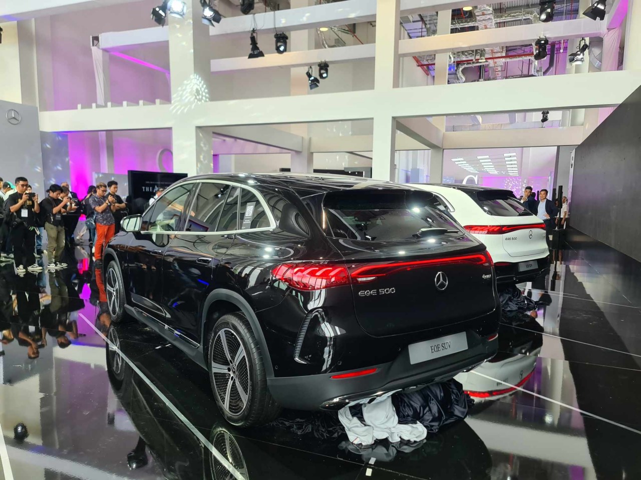 Mercedes-Benz mang 40 xe đến 'khoe hàng' tại triển lãm xe và nghệ thuật Mercedes-Benz mang 40 xe đến 'khoe hàng' tại triển lãm xe và nghệ thuật