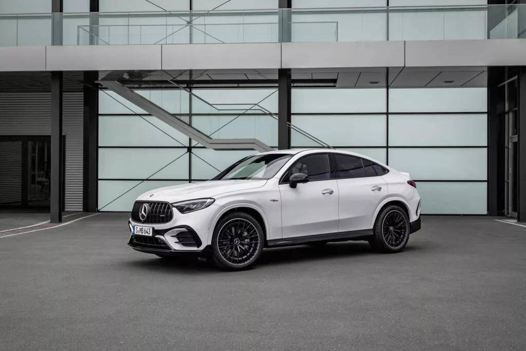 Mercedes-AMG trình làng 'bộ đôi' GLC 43 Coupe và GLC 63 Coupe 2024