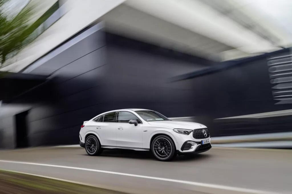 Mercedes-AMG trình làng 'bộ đôi' GLC 43 Coupe và GLC 63 Coupe 2024