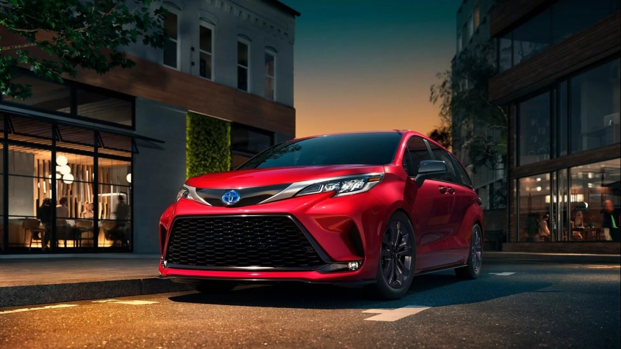 Chi tiết Toyota Sienna 2024 phiên bản nâng cấp với nhiều cải tiến mới