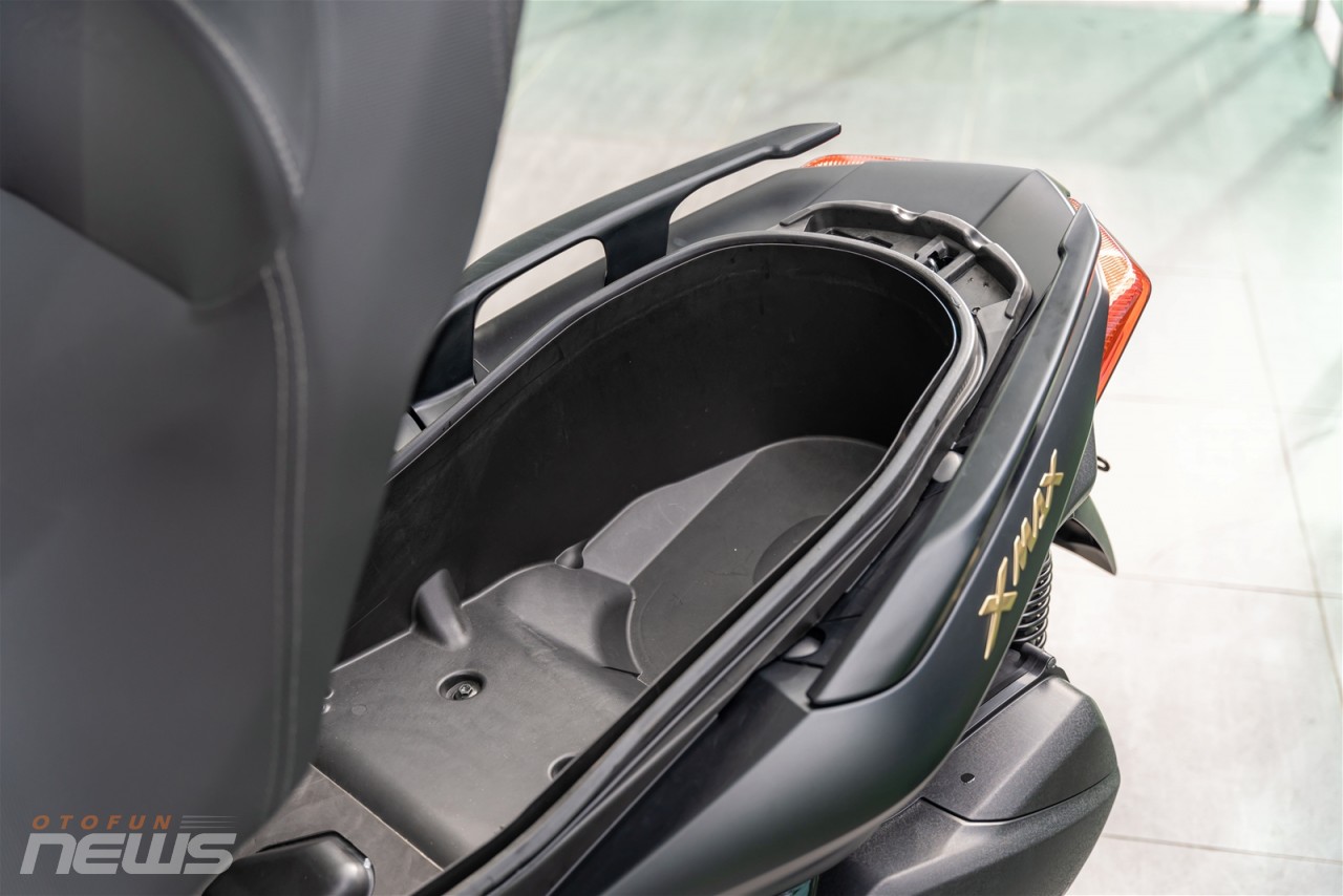 Đánh giá Yamaha XMAX 300: Đi phượt hay chạy phố đều khỏe Đánh giá Yamaha XMAX 300: Đi phượt hay chạy phố đều khỏe