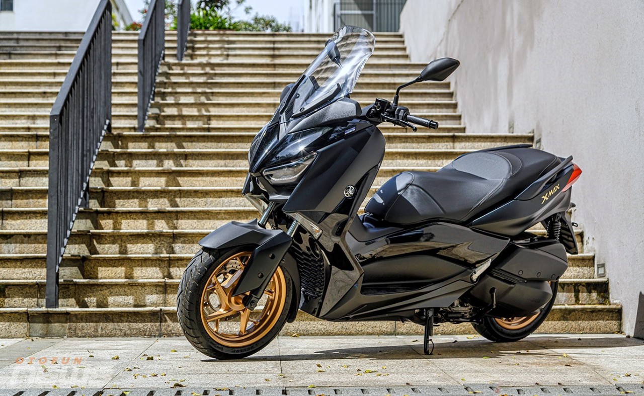Đánh giá Yamaha XMAX 300: Đi phượt hay chạy phố đều khỏe Đánh giá Yamaha XMAX 300: Đi phượt hay chạy phố đều khỏe