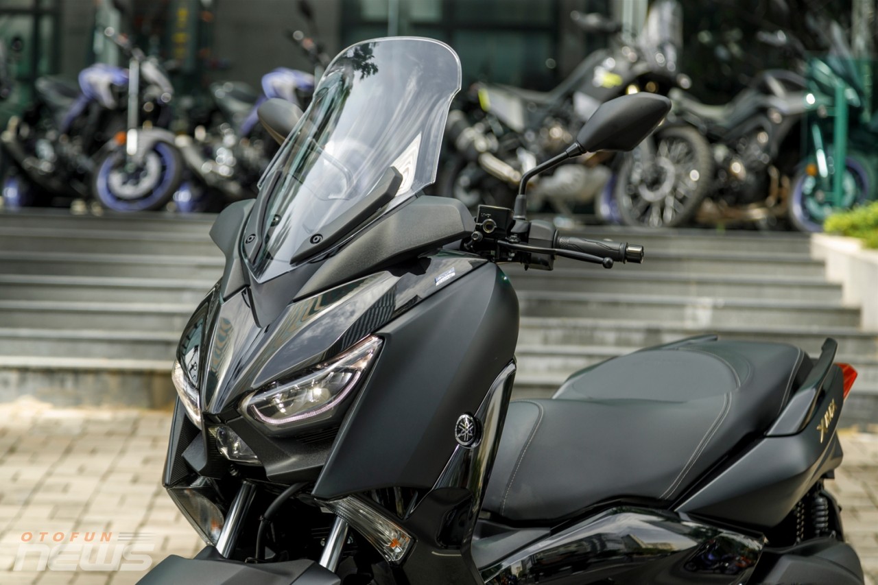 Đánh giá Yamaha XMAX 300: Đi phượt hay chạy phố đều khỏe Đánh giá Yamaha XMAX 300: Đi phượt hay chạy phố đều khỏe