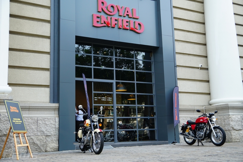 Royal Enfield chính thức mở showroom đầu tiên tại Việt Nam royal enfield chinh thuc mo showroom dau tien tai viet nam