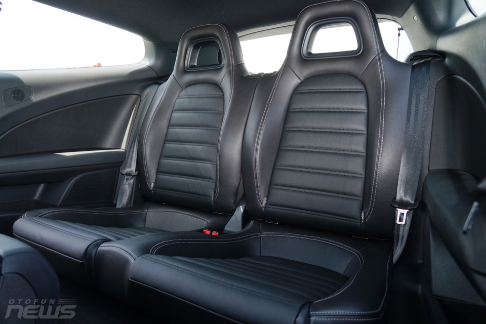 Đánh giá nhanh Volkswagen Scirocco R: "Hot-hatch" dành cho tín đồ tốc độ danh gia nhanh volkswagen scirocco r hot hatch danh cho tin do toc do