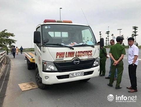 Đi tập thể dục buổi sáng, 2 phụ nữ bị xe cứu hộ đâm tử vong di tap the duc buoi sang 2 phu nu bi xe cuu ho dam tu vong