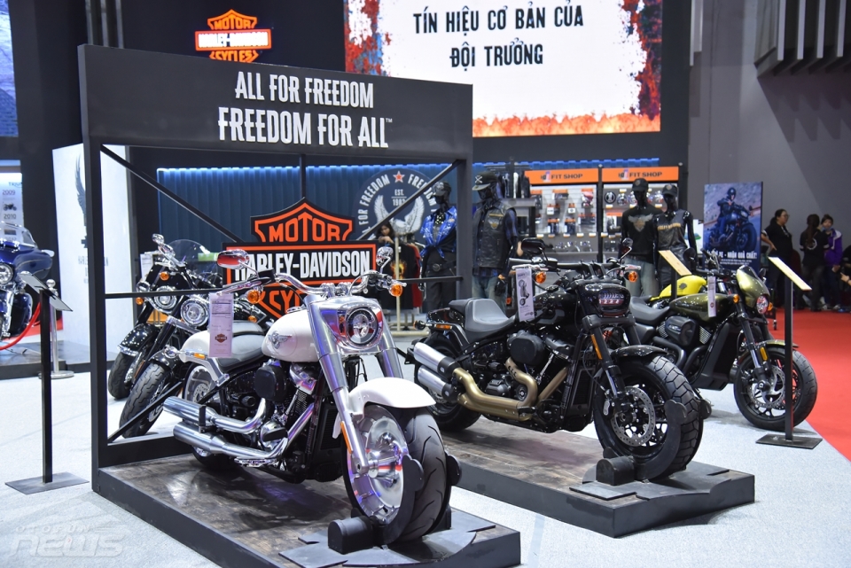 vims 2017 harley davidson mang dan xe tien ty den trien lam
