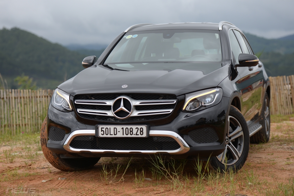 Mercedes Benz Việt Nam triệu hồi 5.000 xe GLC vì lỗi đai an toàn mercedes benz viet nam trieu hoi 5000 xe glc vi loi dai an toan