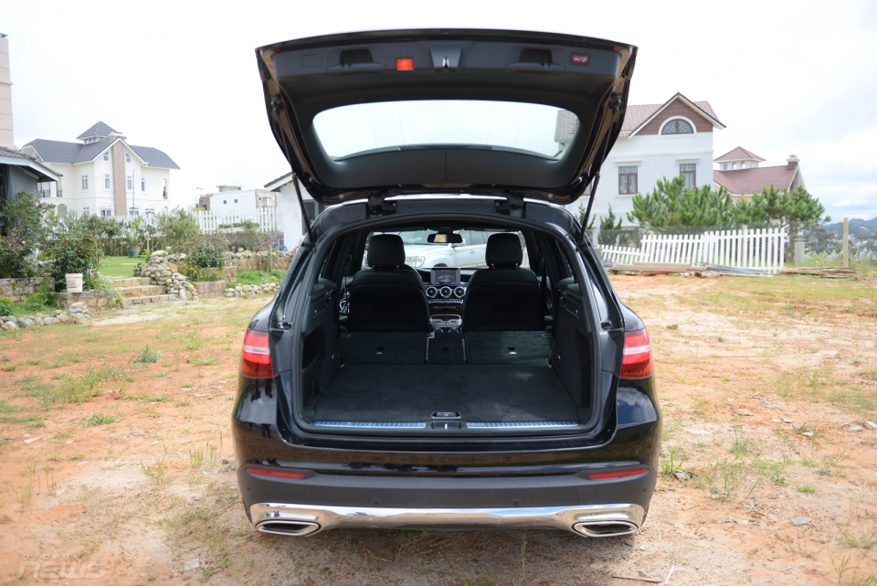 Trải nghiệm nhanh Mercedes-Benz GLC 200 giá 1,6 tỷ đồng trai nghiem nhanh mercedes benz glc 200 gia 16 ty re nhat trong dong glc