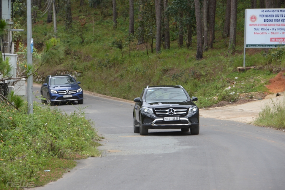 Trải nghiệm nhanh Mercedes-Benz GLC 200 giá 1,6 tỷ đồng trai nghiem nhanh mercedes benz glc 200 gia 16 ty re nhat trong dong glc