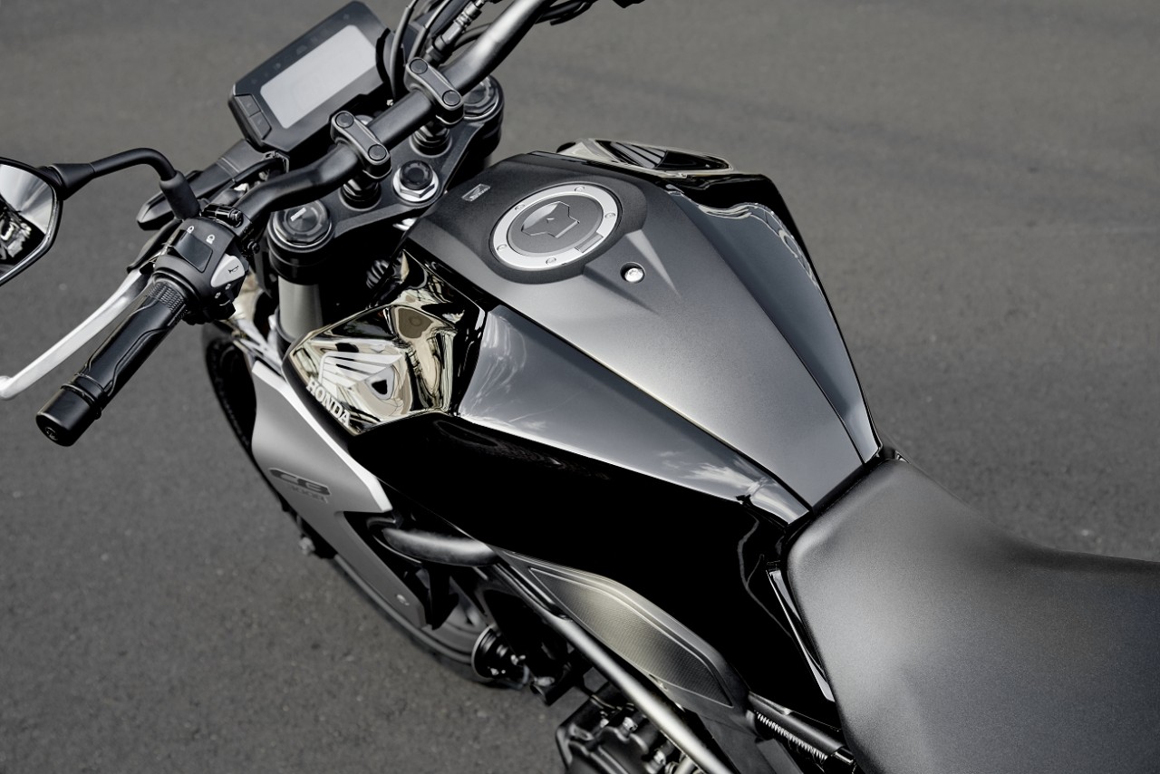 Honda CB300R phân phối chính hãng với giá 140 triệu đồng honda cb300r phan phoi chinh hang voi gia 140 trieu dong
