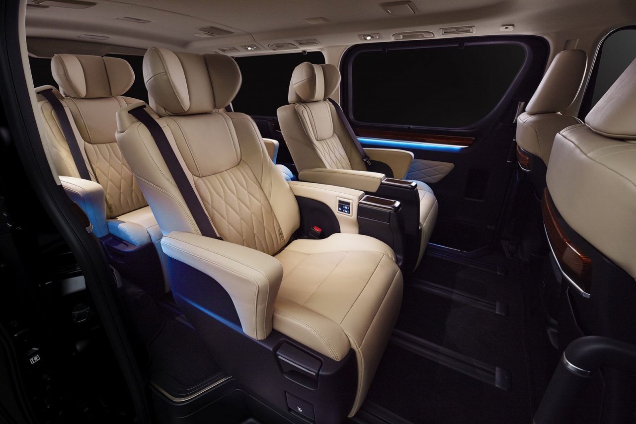 Toyota sắp trình làng MPV GranAce 2020 hoàn toàn mới toyota sap trinh lang mpv granace 2020 hoan toan moi