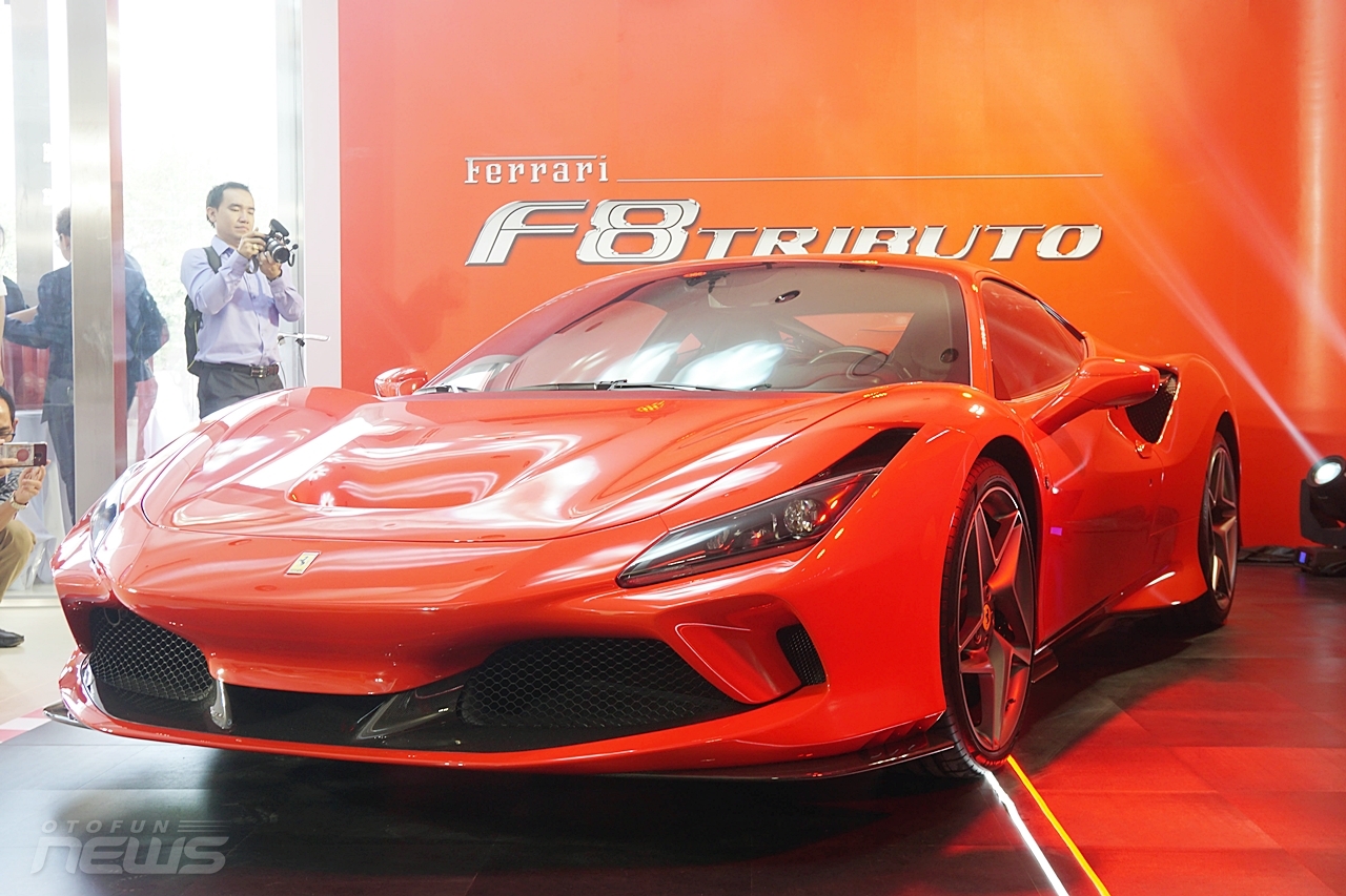 Cận cảnh 'siêu ngựa' Ferrari F8 đầu tiên tại Việt Nam can canh sieu ngua ferrari f8 dau tien tai viet nam