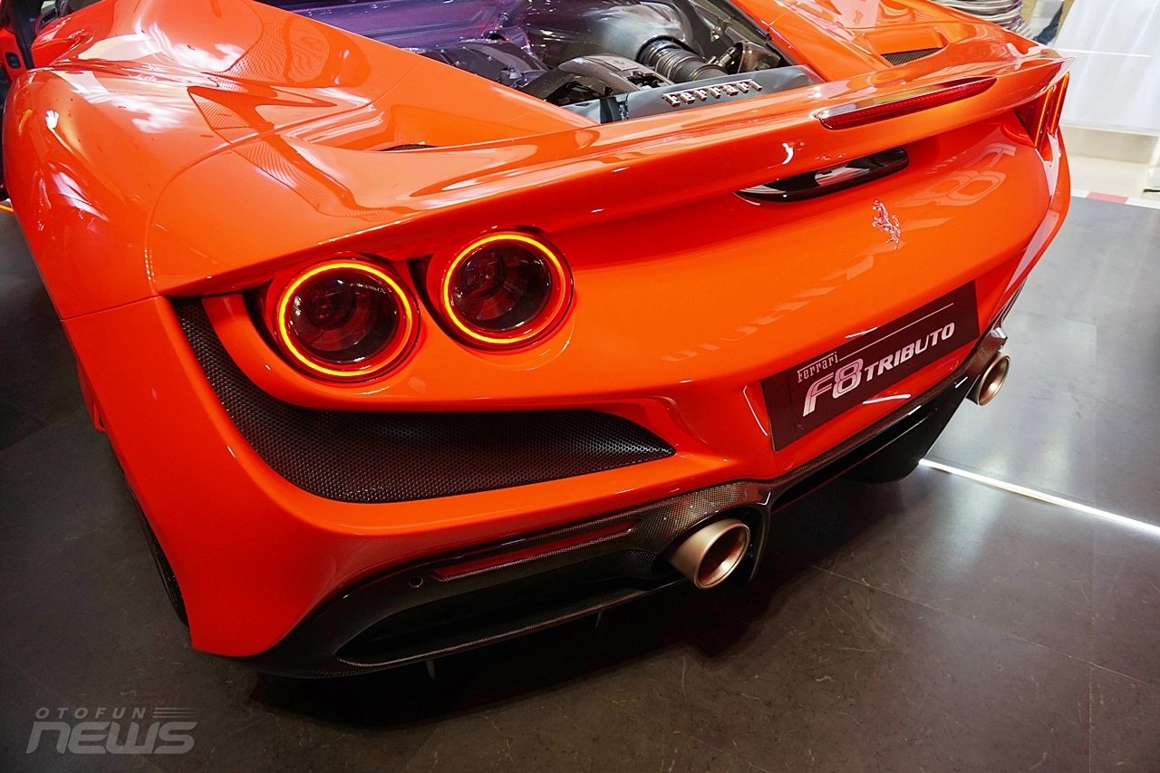 Cận cảnh 'siêu ngựa' Ferrari F8 đầu tiên tại Việt Nam can canh sieu ngua ferrari f8 dau tien tai viet nam