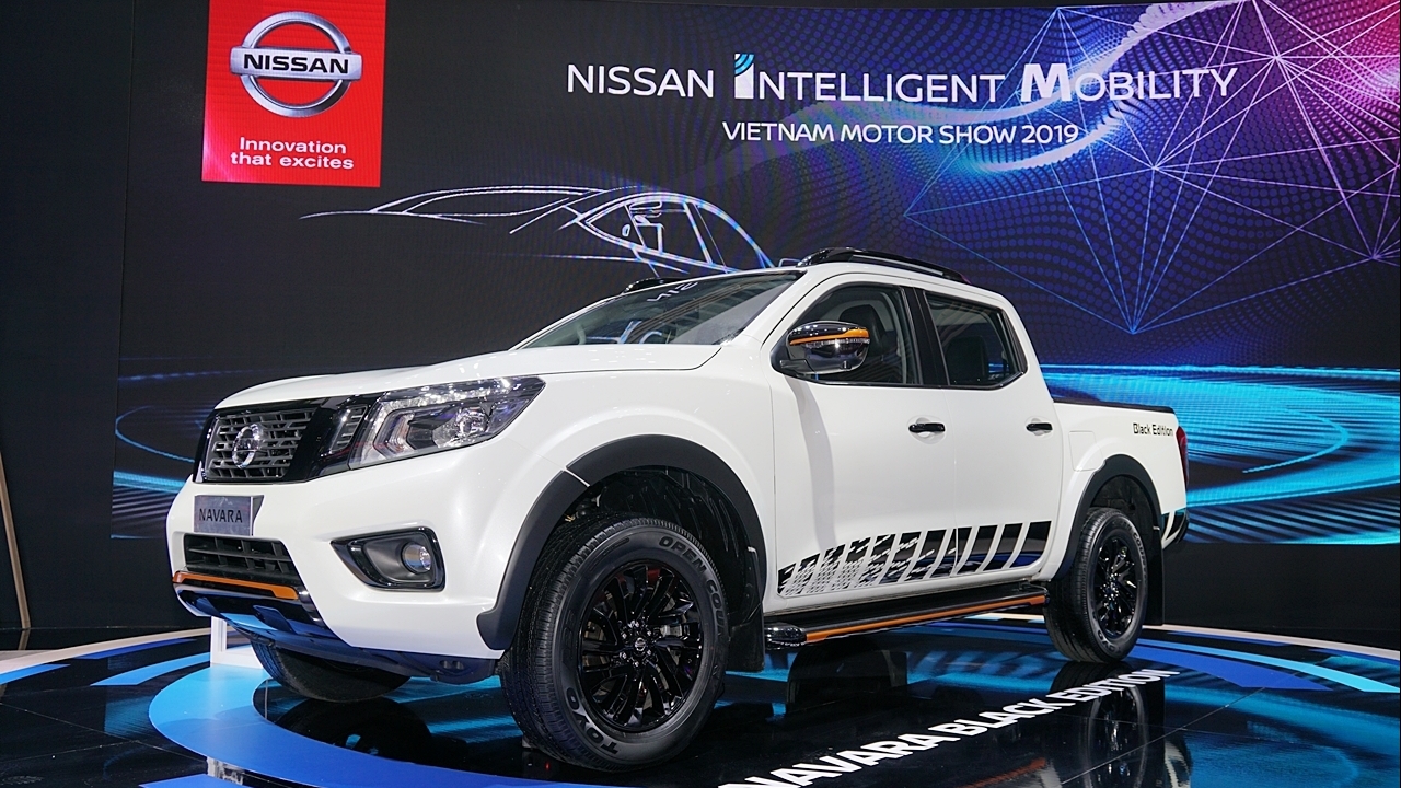 Ghé thăm gian hàng Nissan cùng Navara phiên bản đặc biệt