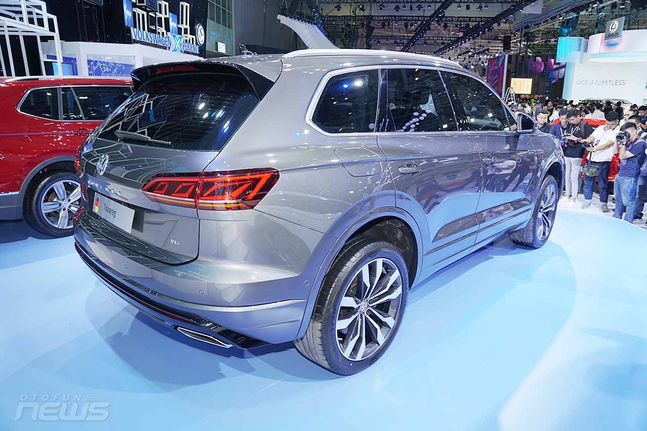 Volkswagen Touareg 2019 SUV cao cấp giá 3,1 tỷ đồng volkswagen touareg 2019 suv cao cap gia 31 ty dong