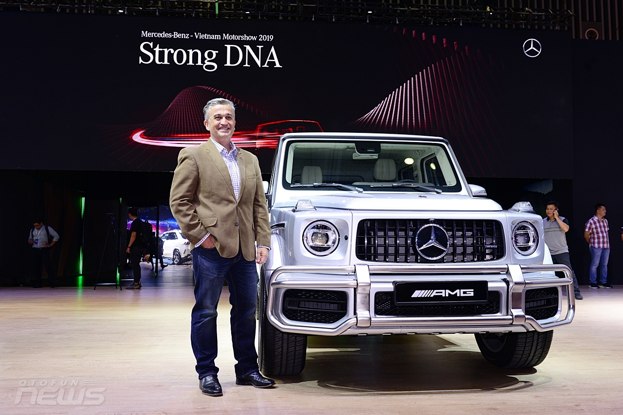 Mercedes-Benz mang 19 xe đến triển lãm mercedes benz mang 19 xe den trien lam