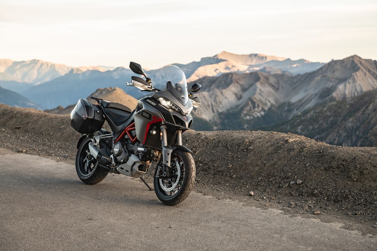 Ducati Multistrada 1260 S Grand Tour: Xe mô tô dành cho dân mê phượt ducati multistrada 1260 s grand tour xe mo to danh cho dan me phuot