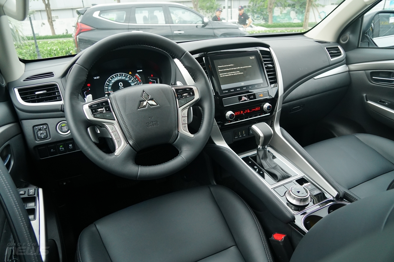 So sánh bộ ba SUV 7 chỗ so sanh bo ba suv 7 cho ky phung dich thu tai viet nam