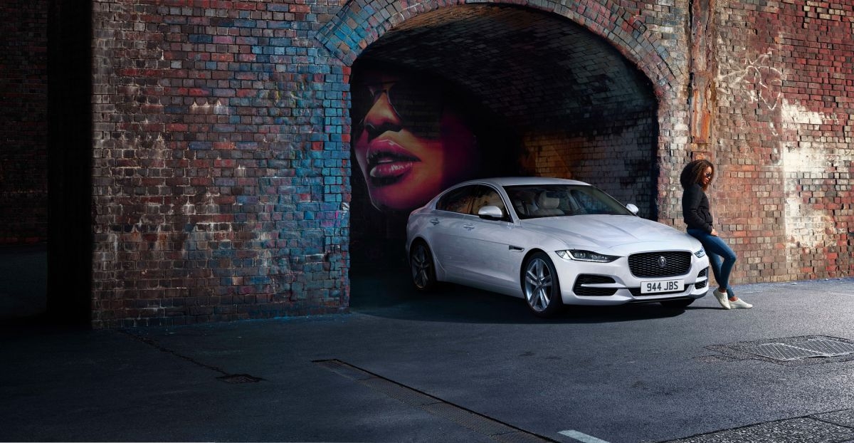 jaguar xe 2021 duoc nang cap dong co moi