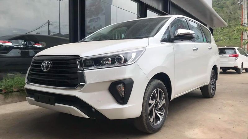 toyota innova 2020 da co mat tai dai ly