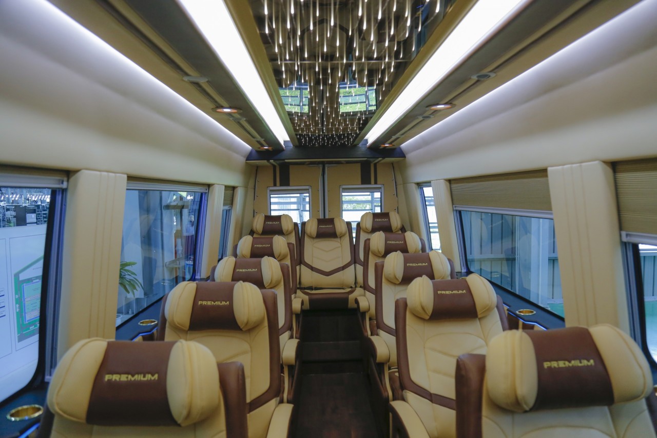 Thaco trình làng xe minibus Iveco Daily hoàn toàn mới thaco trinh lang xe minibus iveco daily hoan toan moi