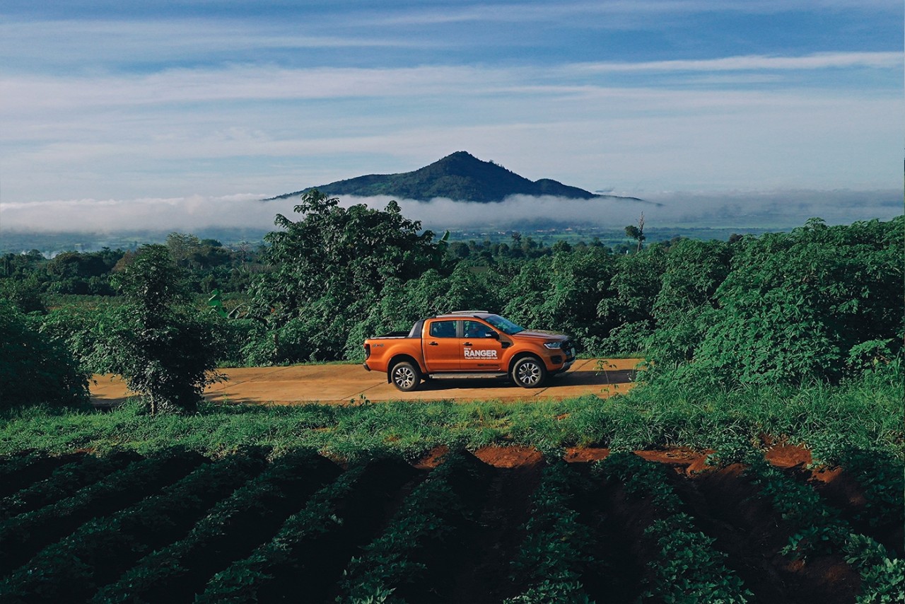 Ford Việt Nam tăng doanh số 51%, Everest dẫn đầu phân khúc ford viet nam tang doanh so 51 everest dan dau phan khuc