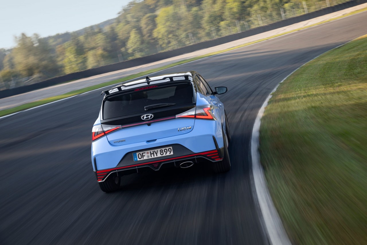 Hyundai i20 N 2021 dùng chung động cơ Elantra Sport hyundai i20 n 2021 dung chung dong co elantra sport