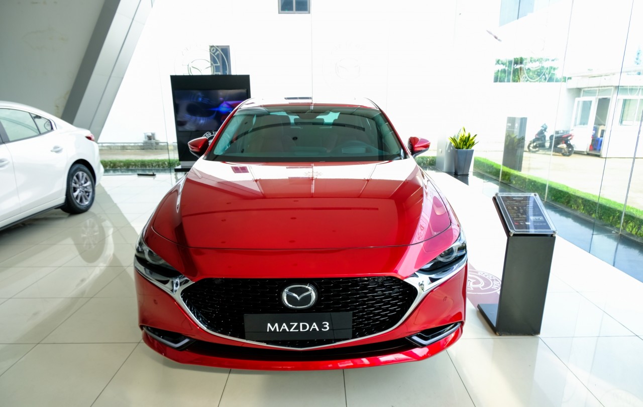 can canh mazda3 phien ban ky niem 100 nam tai viet nam