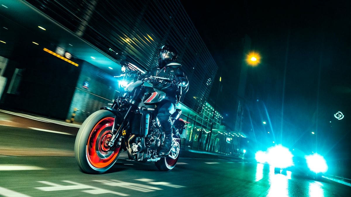 yamaha mt 09 2021 ra mat cong suat len toi 117 ma luc