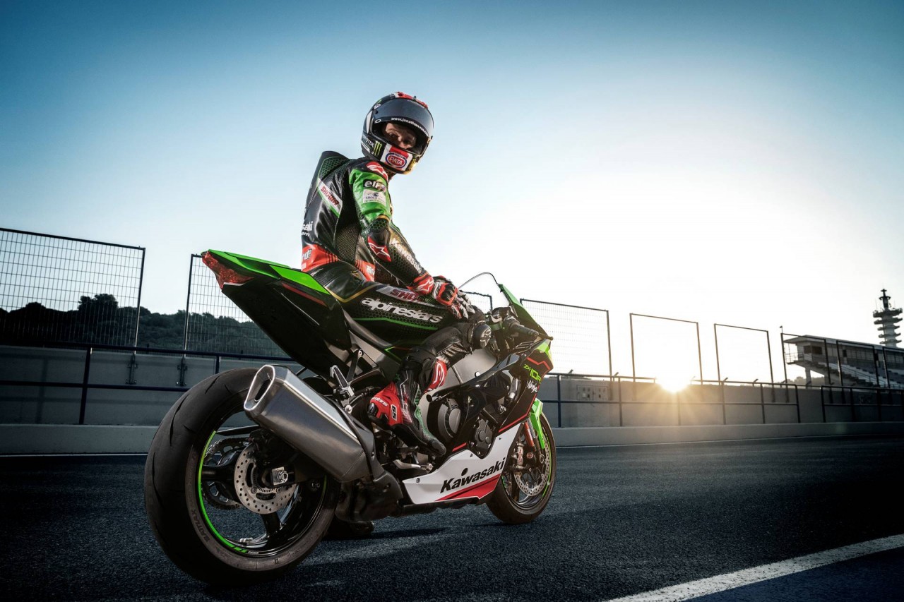 Kawasaki Việt Nam giới thiệu H2 Carbon và ZX-10R 2021 Kawasaki Việt Nam giới thiệu H2 Carbon và ZX-10R 2021