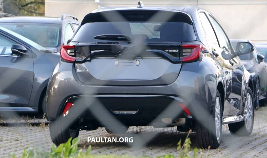 Mazda 2 2022 được phát triển dựa trên Toyota Yaris Hybrid