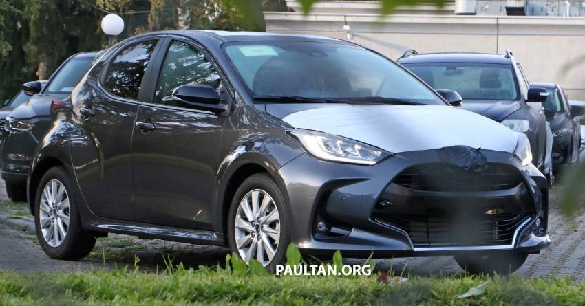 Mazda 2 2022 được phát triển dựa trên Toyota Yaris Hybrid