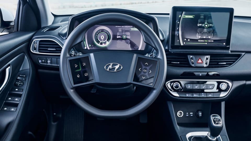 Hyundai sẽ tích hợp màn hình vào vô lăng Hyundai sẽ tích hợp màn hình vào vô lăng