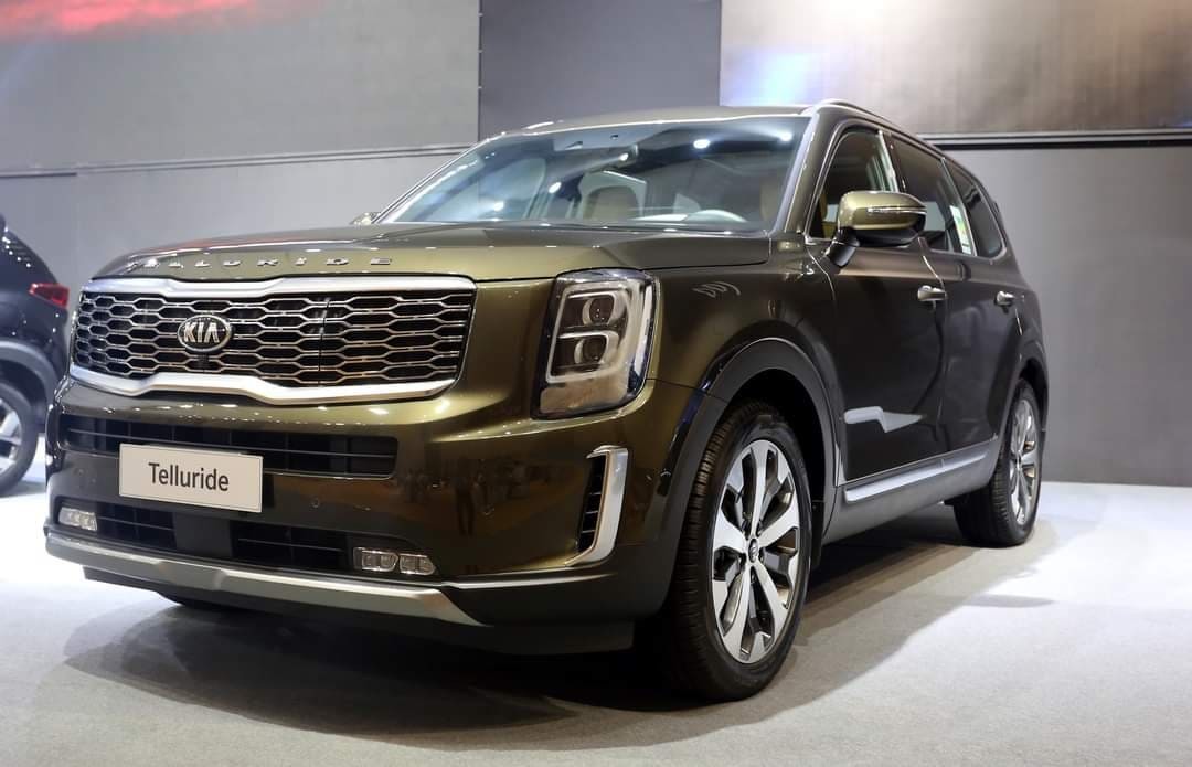 Kia Telluride sắp được bán tại Việt Nam với giá hơn 2 tỷ đồng Kia Telluride sắp được bán tại Việt Nam với giá hơn 2 tỷ đồng