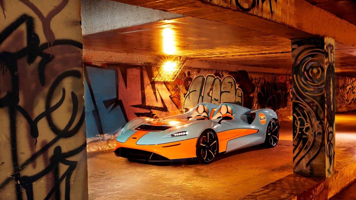 Siêu xe "4 không" McLaren Elva đến Sài Gòn