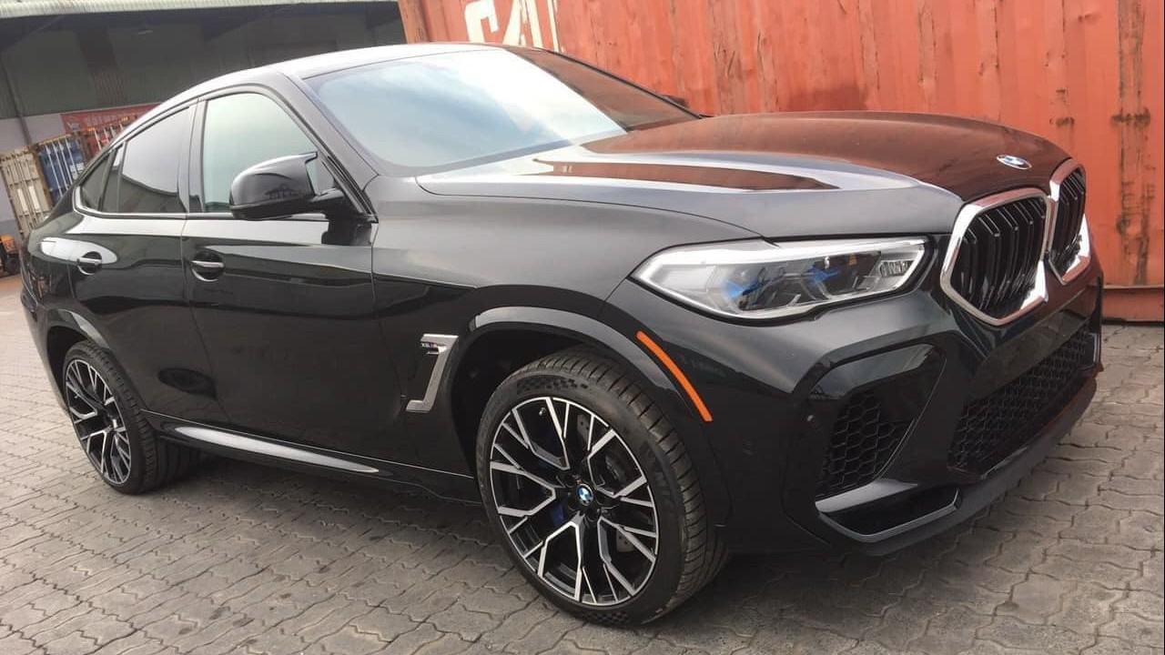 BMW X6 M 2021 đầu tiên có mặt tại Việt Nam