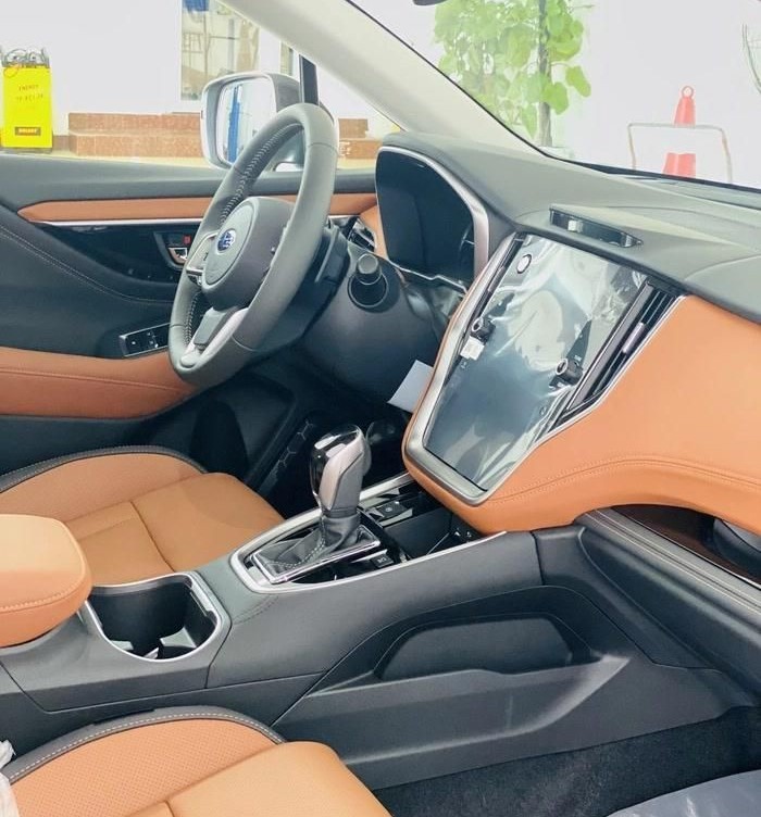 Subaru Outback 2021 có mặt tại Việt Nam