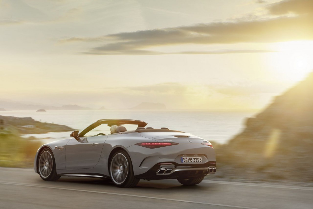 Mercedes-AMG SL 2022 ra mắt, thiết kế thay đổi toàn diện