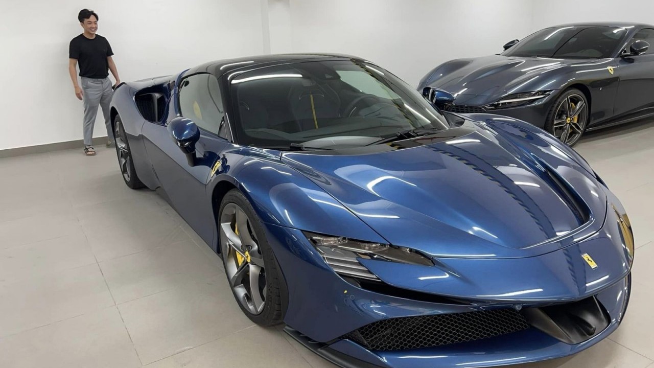 Siêu xe Ferrari SF90 Spider của Cường "Đô-la" về đến Việt Nam