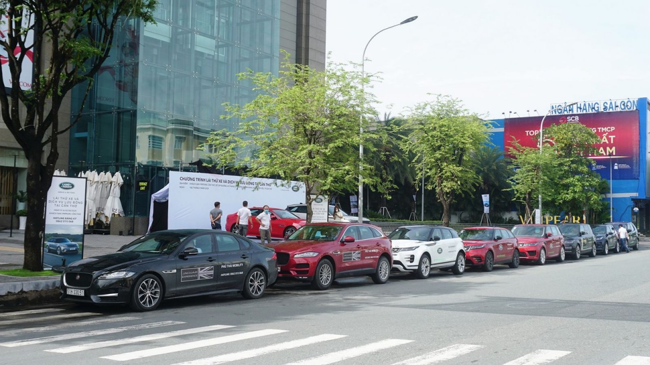 Land Rover tổ chức chương trình trải nghiệm xe tại Kiên Giang và Cần Thơ Land Rover tổ chức chương trình trải nghiệm xe tại Kiên Giang và Cần Thơ
