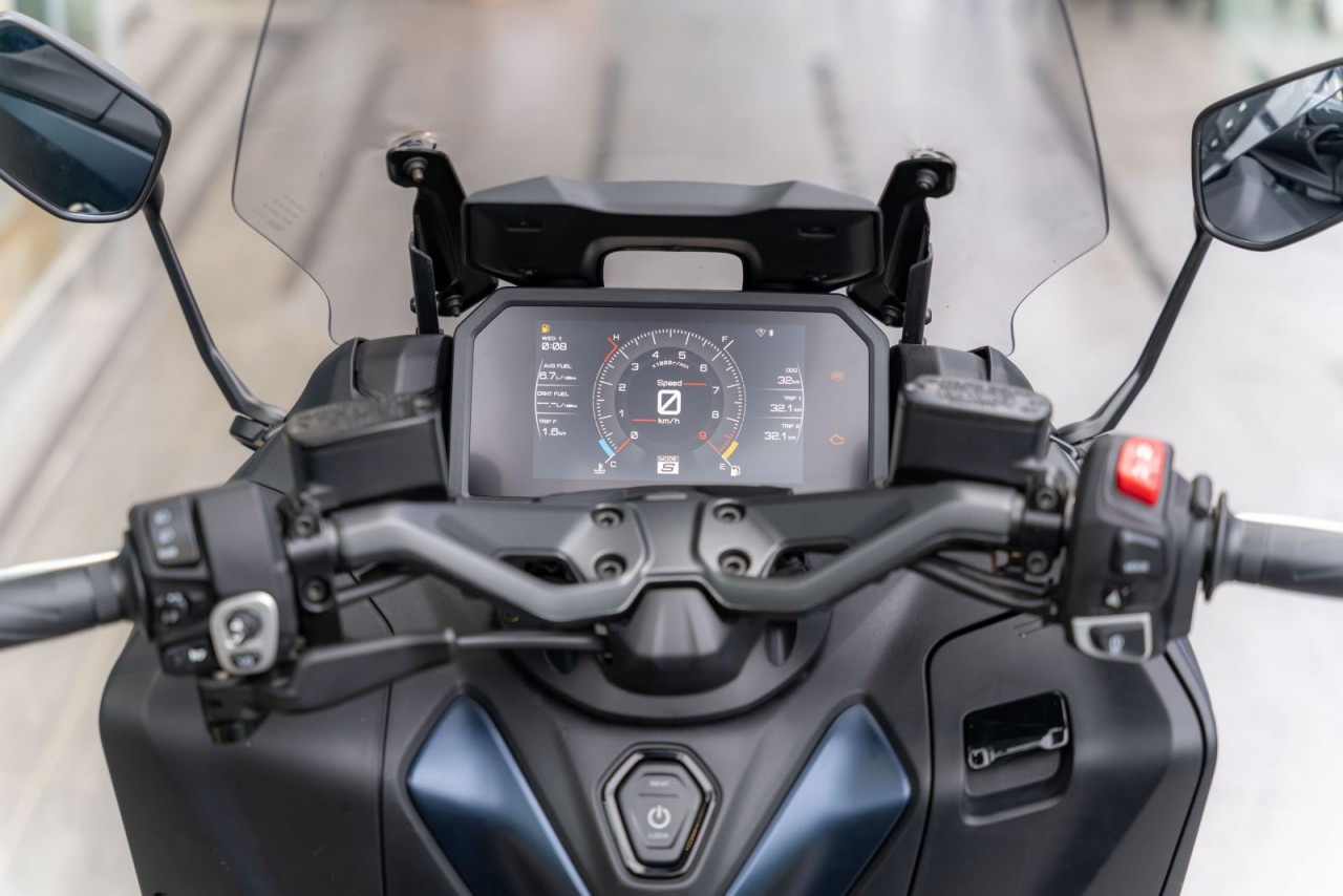 Yamaha Motor giới thiệu bộ đôi XMAX 300 và TMAX 2022 giá từ Yamaha Motor giới thiệu bộ đôi XMAX 300 và TMAX 2022 giá từ