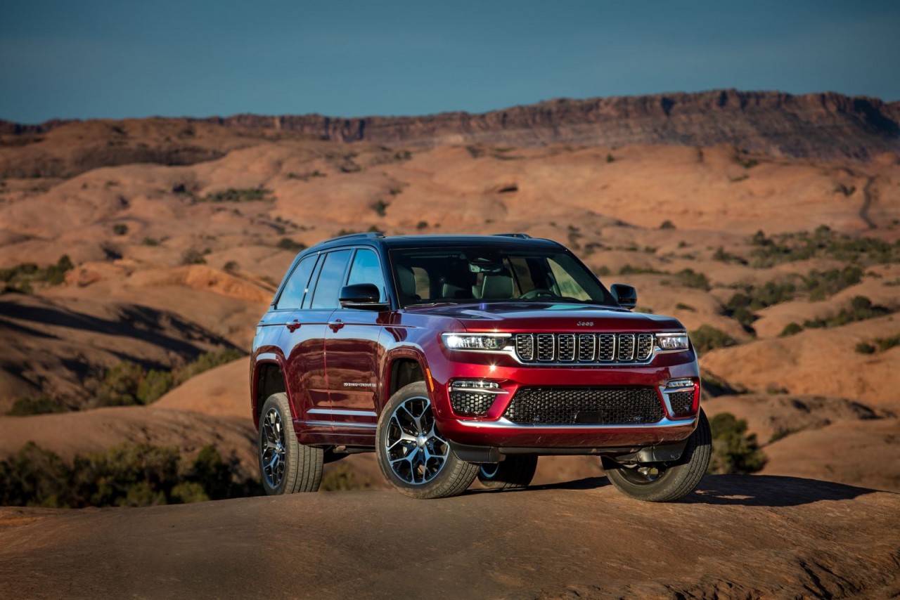 Jeep Grand Cherokee sẽ ra mắt tại triển lãm ô tô Việt Nam 2022